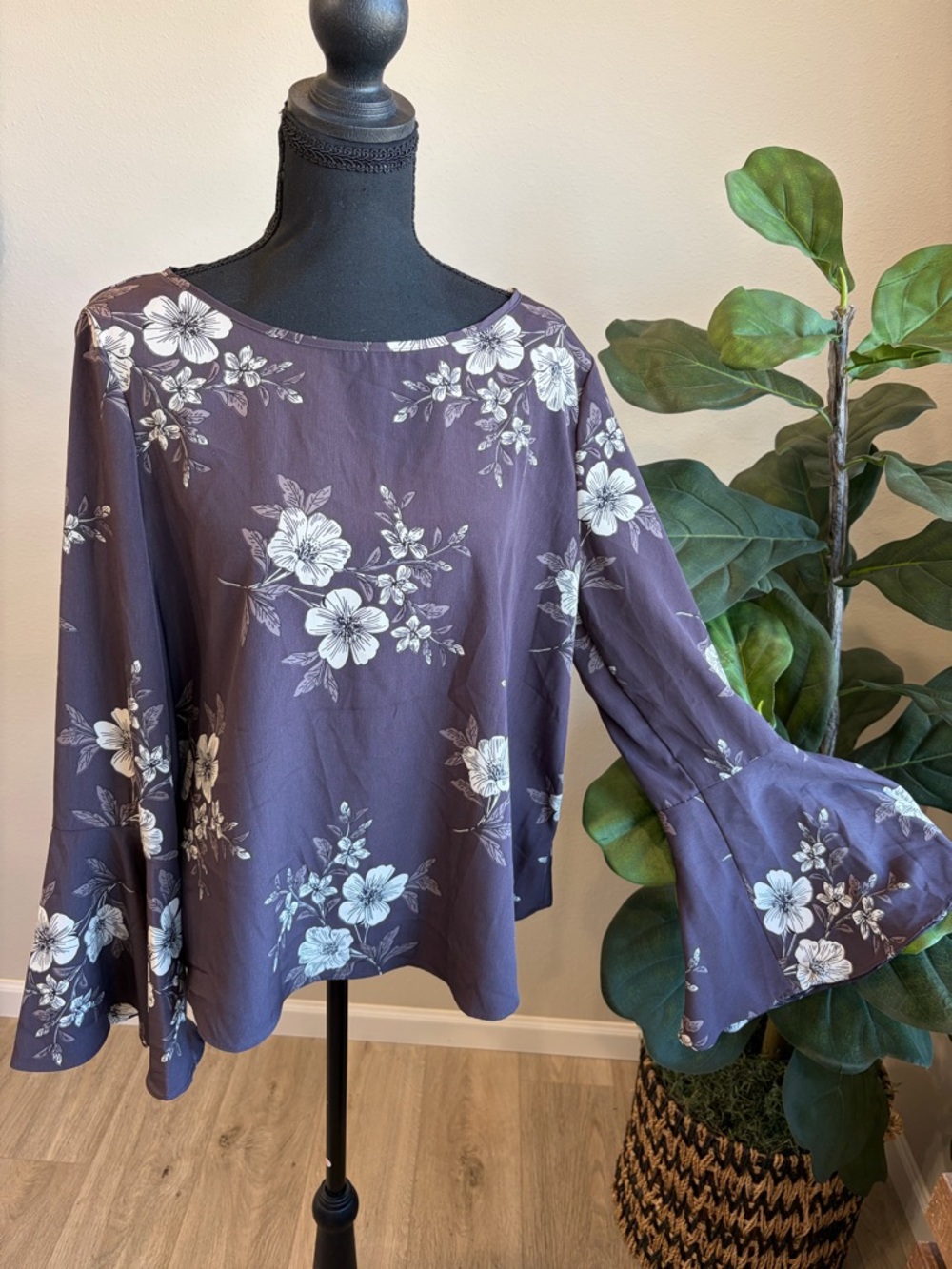 Soprano Plum Floral Bell-Sleeve Blouse